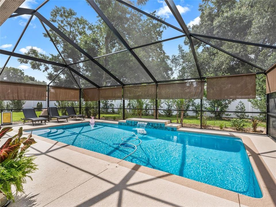 En Venta: $396,000 (3 camas, 2 baños, 1415 Pies cuadrados)