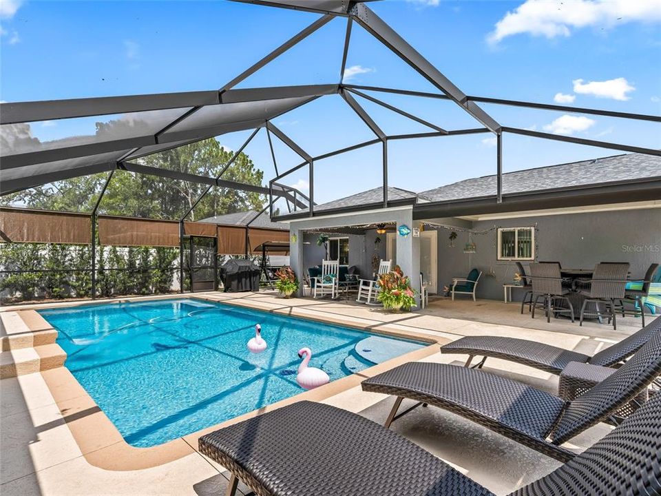 En Venta: $396,000 (3 camas, 2 baños, 1415 Pies cuadrados)