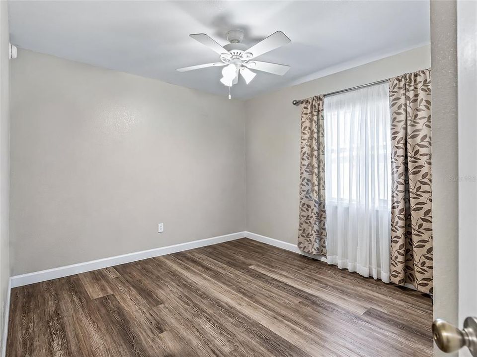 En Venta: $396,000 (3 camas, 2 baños, 1415 Pies cuadrados)