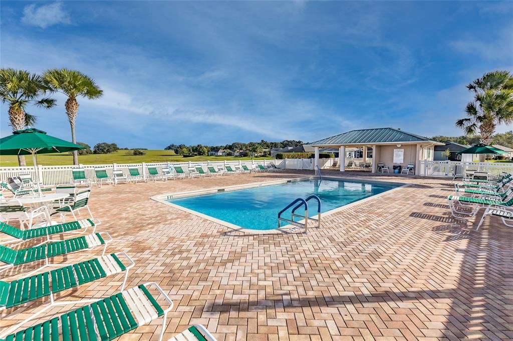 En Venta: $329,000 (3 camas, 2 baños, 1731 Pies cuadrados)