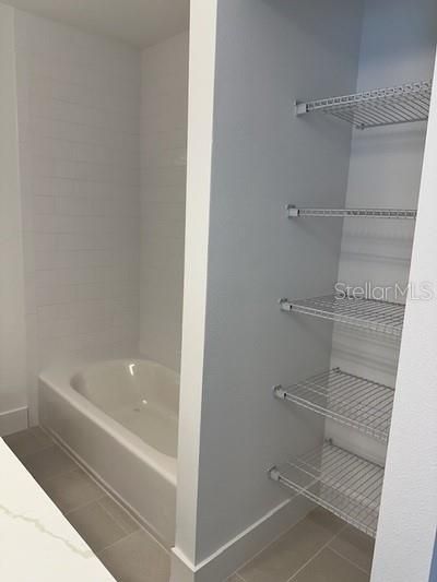 В аренду: $3,500 (5 спален, 4 ванн, 2700 Квадратных фут)