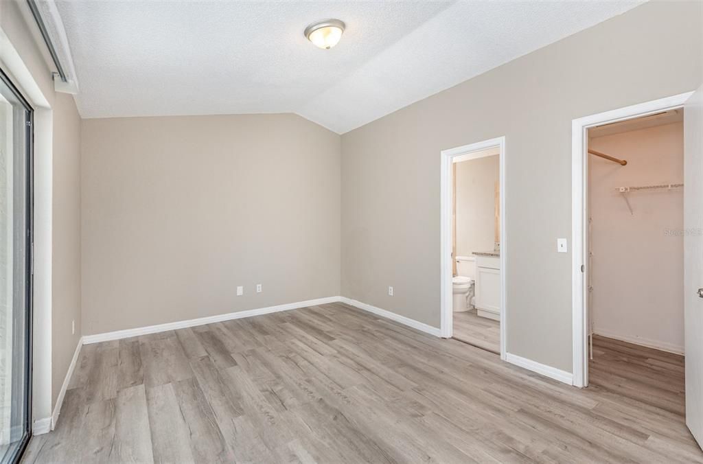 В аренду: $2,300 (3 спален, 2 ванн, 1137 Квадратных фут)