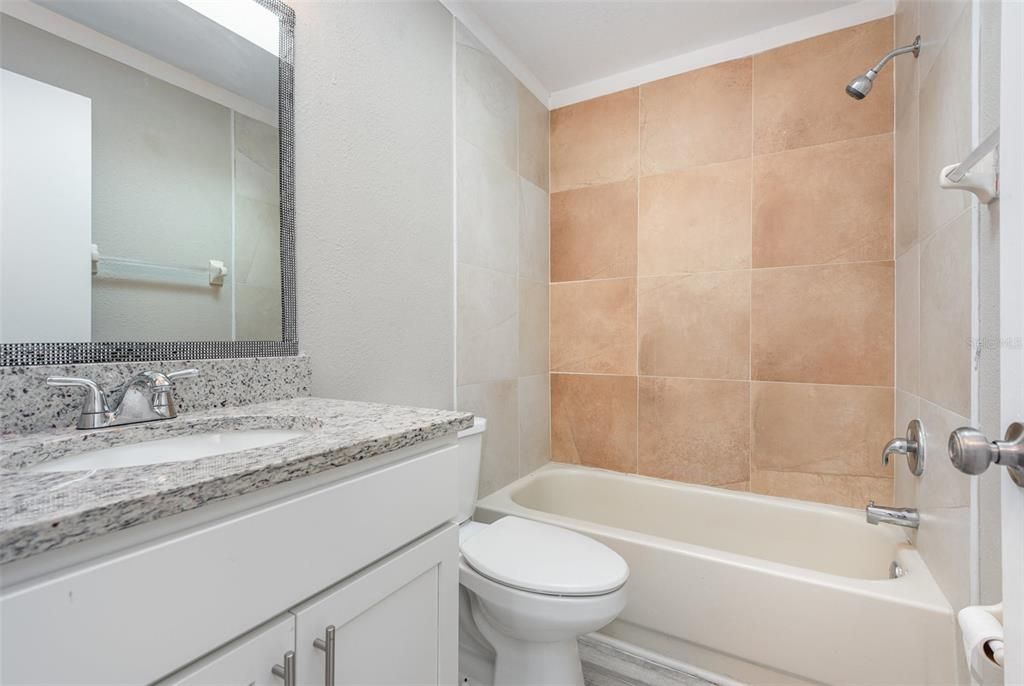 В аренду: $2,300 (3 спален, 2 ванн, 1137 Квадратных фут)