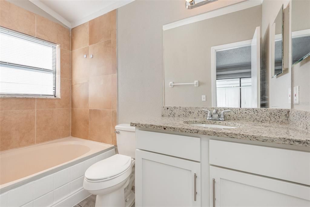 В аренду: $2,300 (3 спален, 2 ванн, 1137 Квадратных фут)