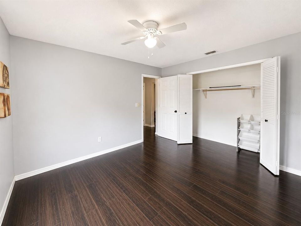 For Sale: $310,900 (4 beds, 2 baths, 1588 Square Feet)