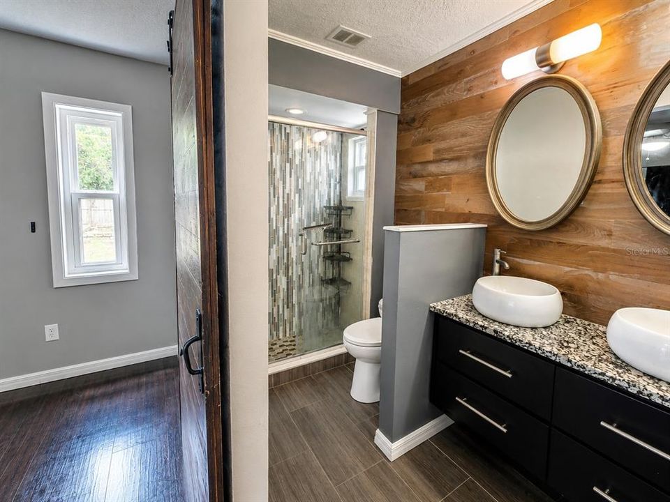 For Sale: $310,900 (4 beds, 2 baths, 1588 Square Feet)