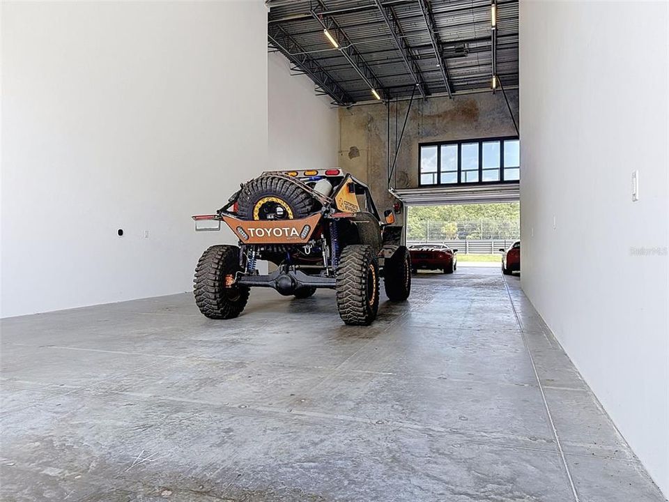 En Venta: $1,299,900 (0 camas, 0 baños, 2296 Pies cuadrados)