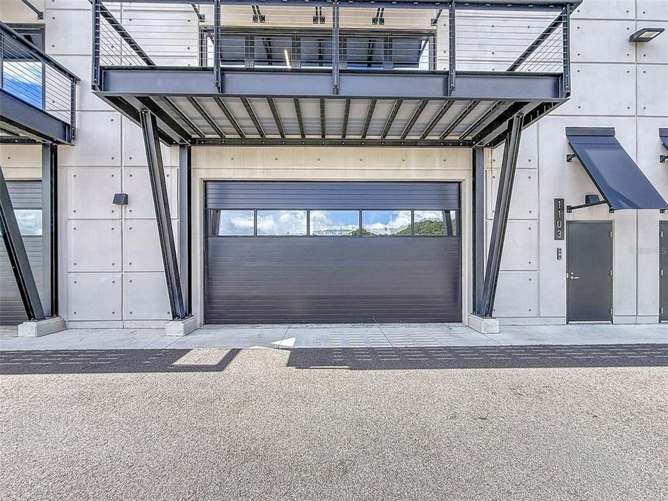 En Venta: $1,299,900 (0 camas, 0 baños, 2296 Pies cuadrados)