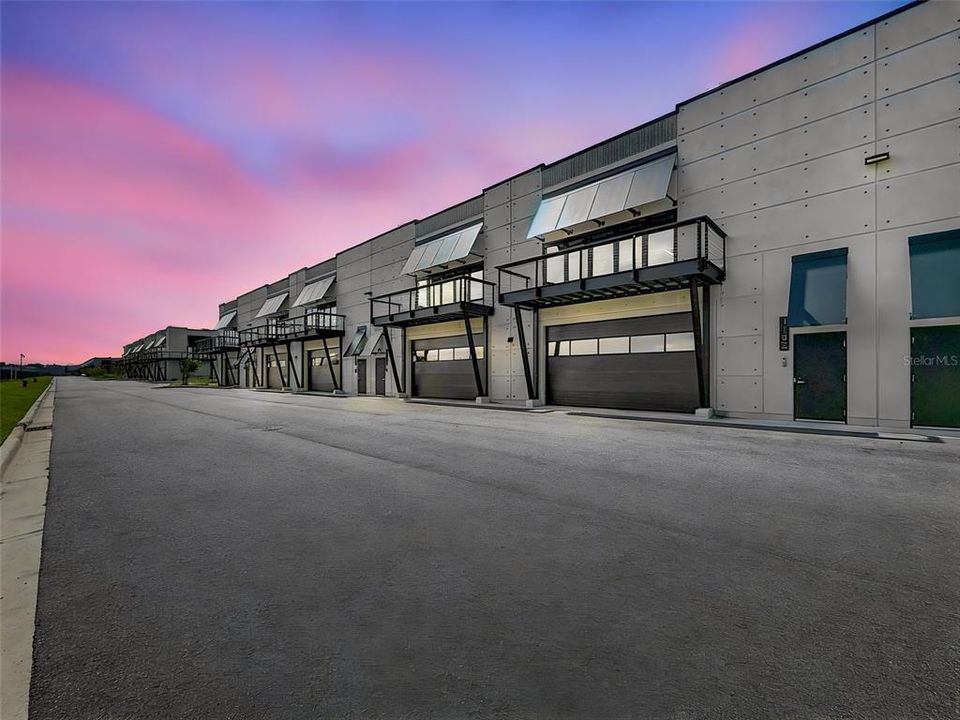 En Venta: $1,299,900 (0 camas, 0 baños, 2296 Pies cuadrados)
