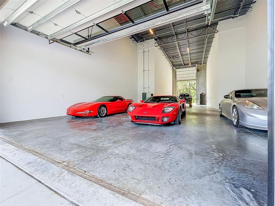 En Venta: $1,299,900 (0 camas, 0 baños, 2296 Pies cuadrados)