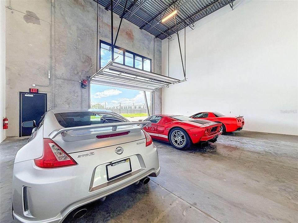 En Venta: $1,299,900 (0 camas, 0 baños, 2296 Pies cuadrados)