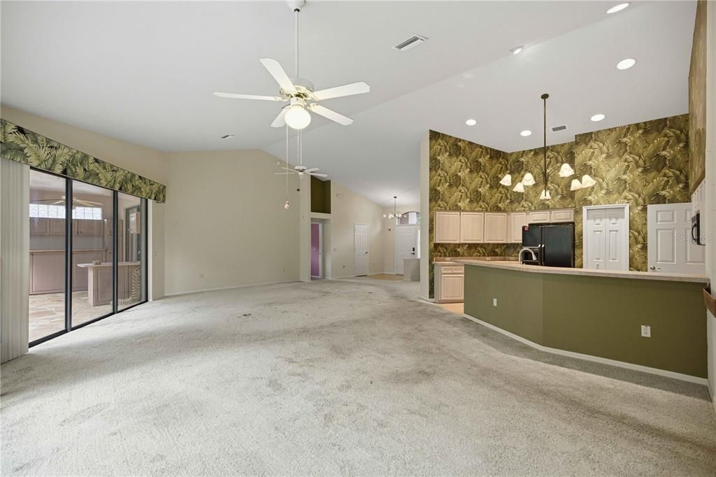 For Sale: $330,000 (3 beds, 2 baths, 2165 Square Feet)