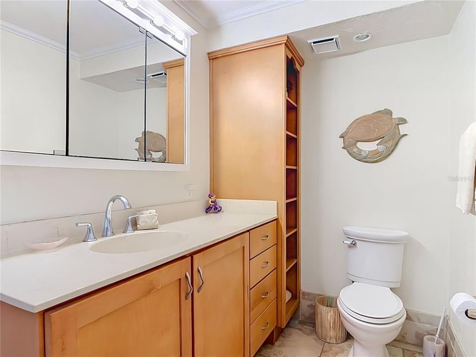 На продажу: $418,999 (1 спален, 1 ванн, 1077 Квадратных фут)