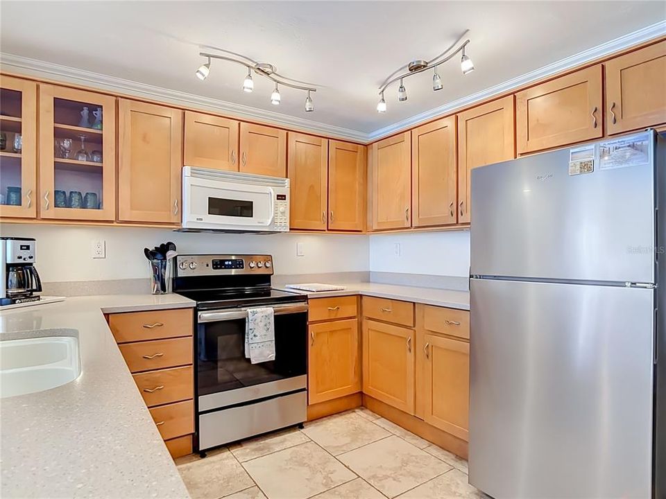На продажу: $418,999 (1 спален, 1 ванн, 1077 Квадратных фут)