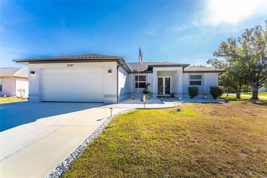 En Venta: $354,900 (3 camas, 2 baños, 1618 Pies cuadrados)