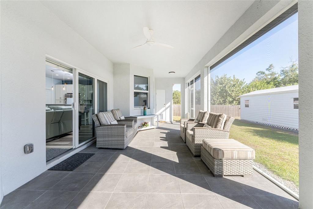 En Venta: $354,900 (3 camas, 2 baños, 1618 Pies cuadrados)