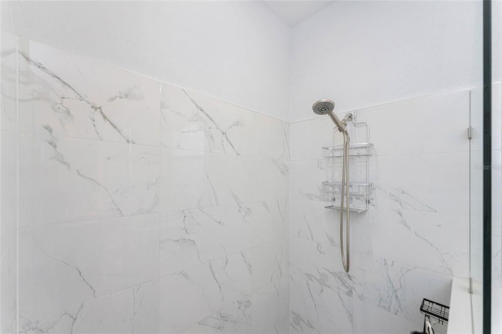 En Venta: $354,900 (3 camas, 2 baños, 1618 Pies cuadrados)
