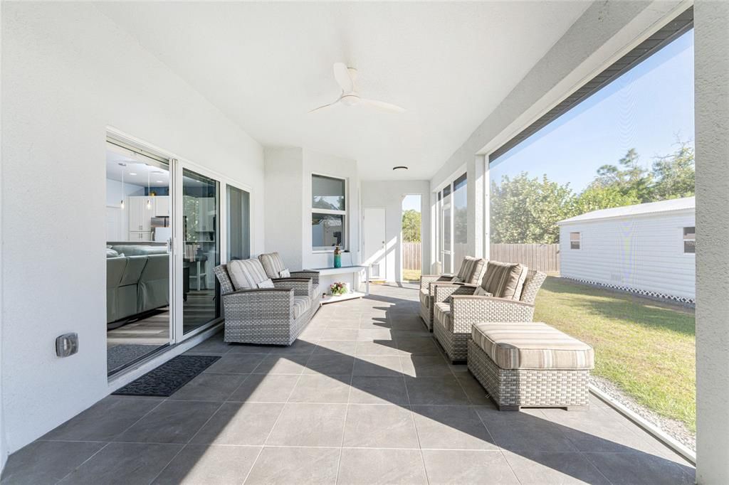 En Venta: $354,900 (3 camas, 2 baños, 1618 Pies cuadrados)