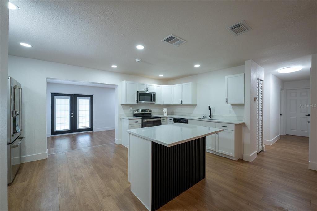 For Sale: $329,000 (4 beds, 2 baths, 2274 Square Feet)