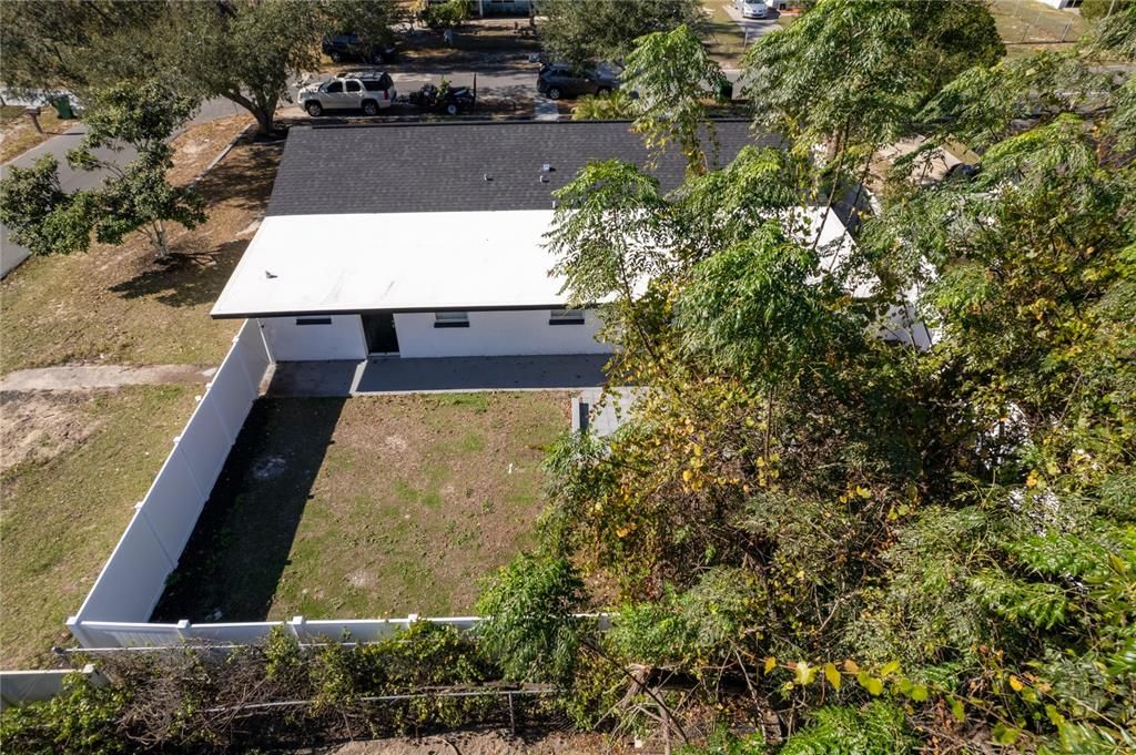 For Sale: $329,000 (4 beds, 2 baths, 2274 Square Feet)
