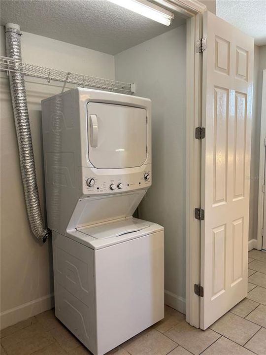 For Rent: $1,795 (3 beds, 2 baths, 1408 Square Feet)
