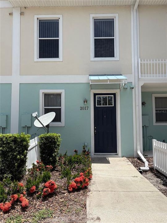 For Rent: $1,795 (3 beds, 2 baths, 1408 Square Feet)