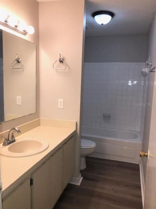 For Rent: $1,600 (2 beds, 2 baths, 1252 Square Feet)
