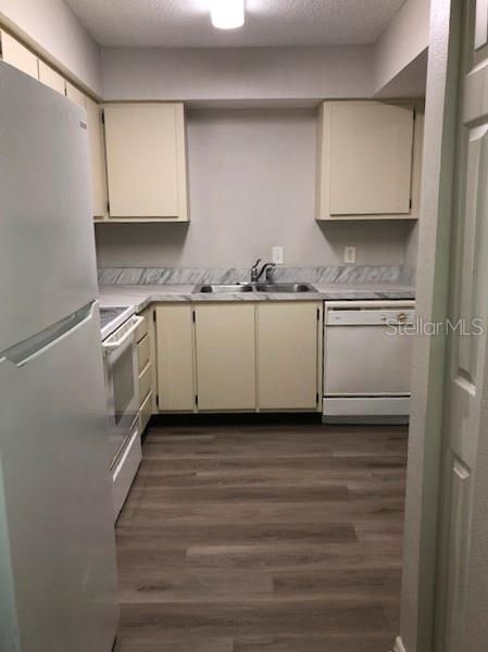 For Rent: $1,600 (2 beds, 2 baths, 1252 Square Feet)
