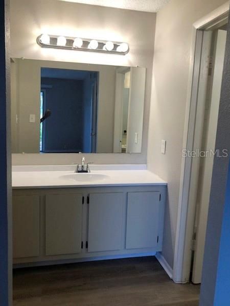 For Rent: $1,600 (2 beds, 2 baths, 1252 Square Feet)