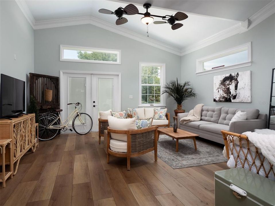En Venta: $2,095,000 (4 camas, 3 baños, 4895 Pies cuadrados)