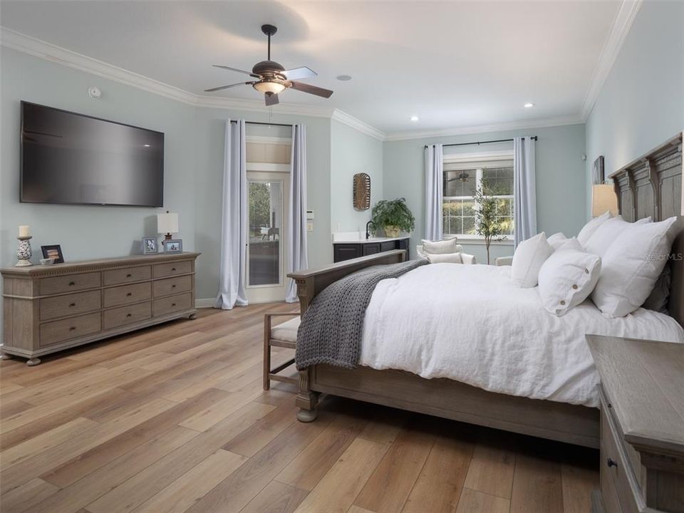 En Venta: $2,095,000 (4 camas, 3 baños, 4895 Pies cuadrados)