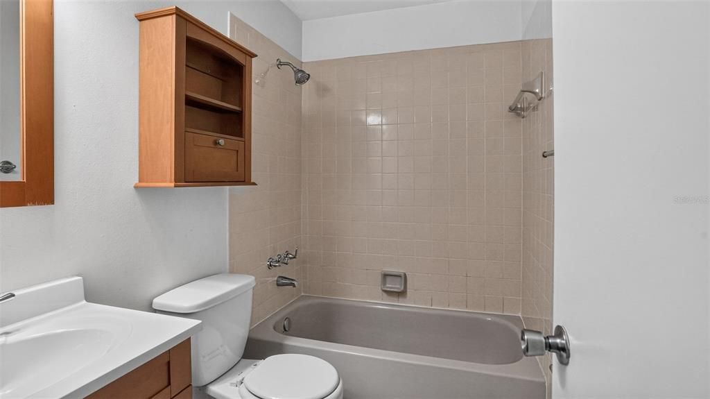 En Venta: $199,900 (3 camas, 2 baños, 1258 Pies cuadrados)