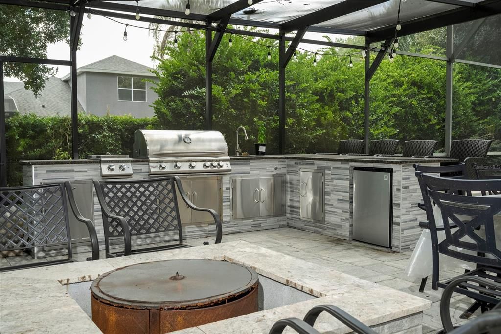 En Venta: $1,100,000 (5 camas, 4 baños, 2928 Pies cuadrados)