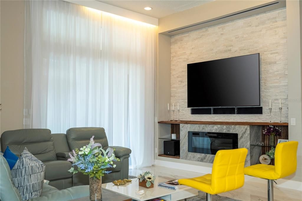 En Venta: $1,100,000 (5 camas, 4 baños, 2928 Pies cuadrados)