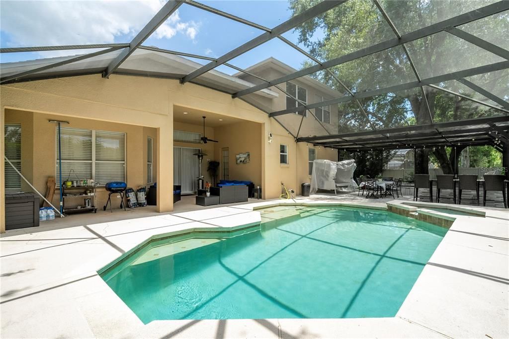 En Venta: $1,100,000 (5 camas, 4 baños, 2928 Pies cuadrados)