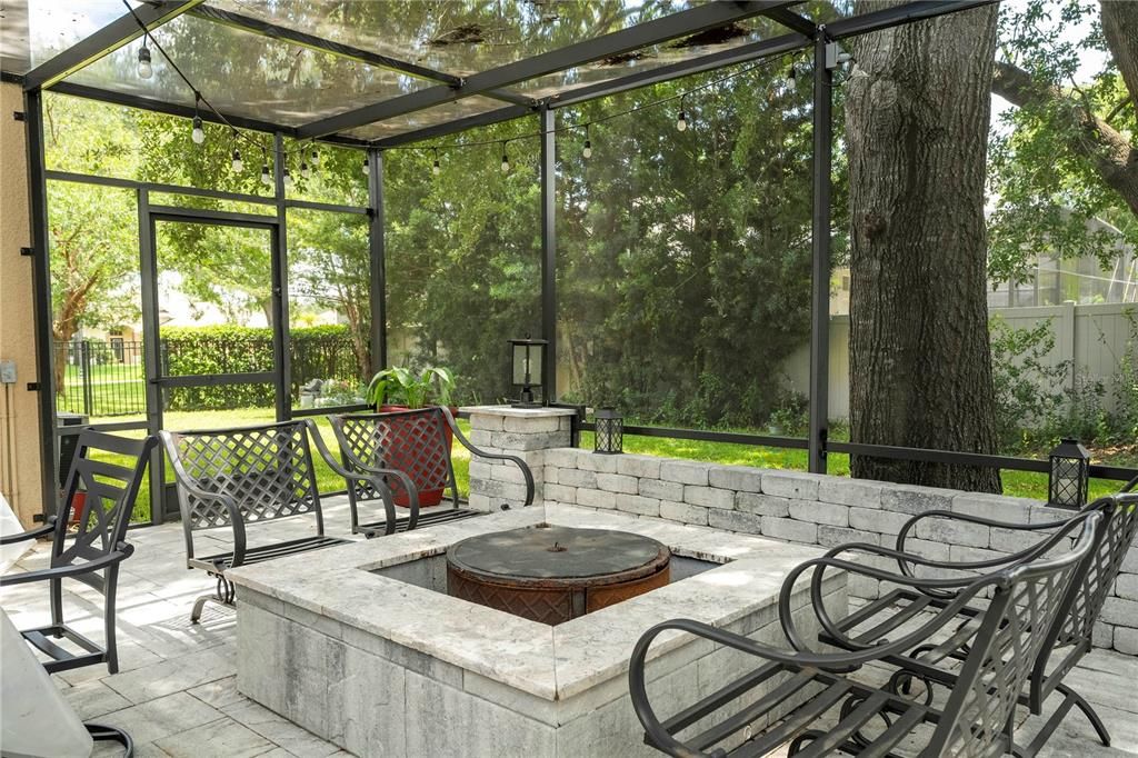 En Venta: $1,100,000 (5 camas, 4 baños, 2928 Pies cuadrados)