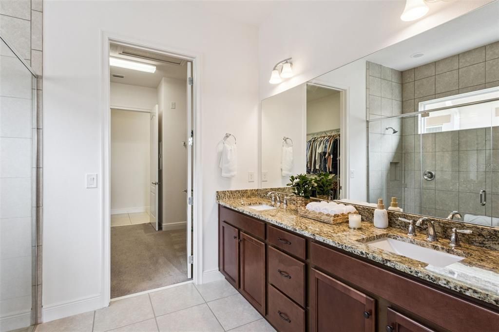 For Sale: $412,500 (3 beds, 2 baths, 1863 Square Feet)