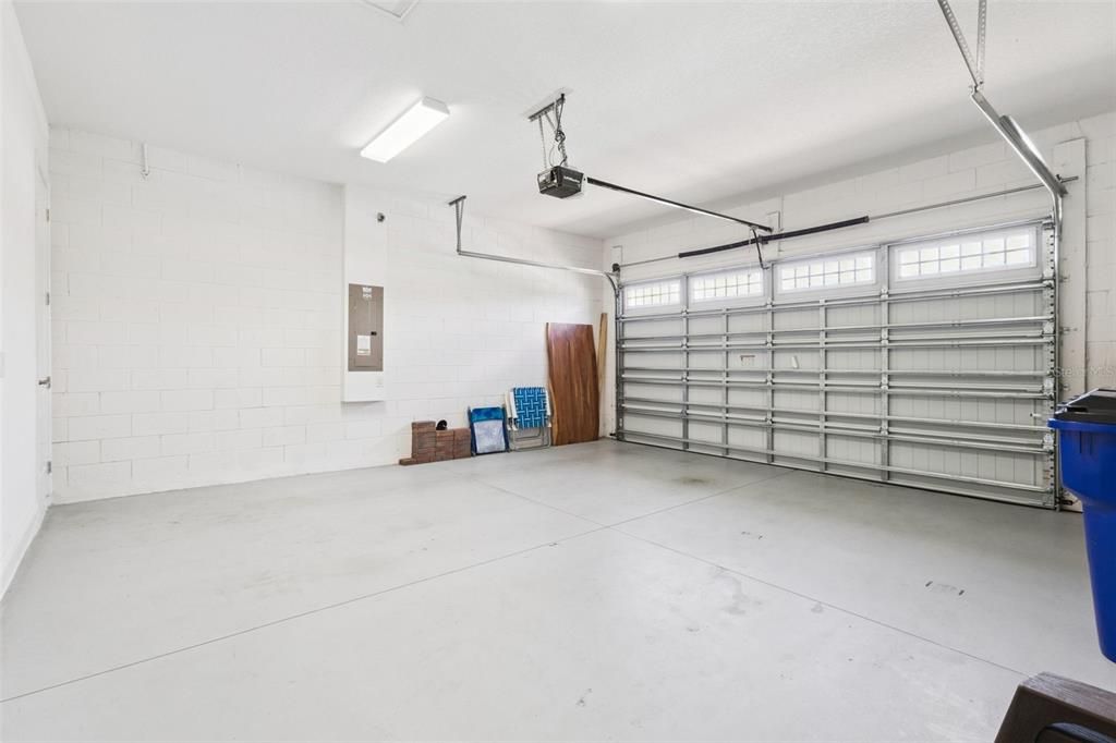 For Sale: $412,500 (3 beds, 2 baths, 1863 Square Feet)