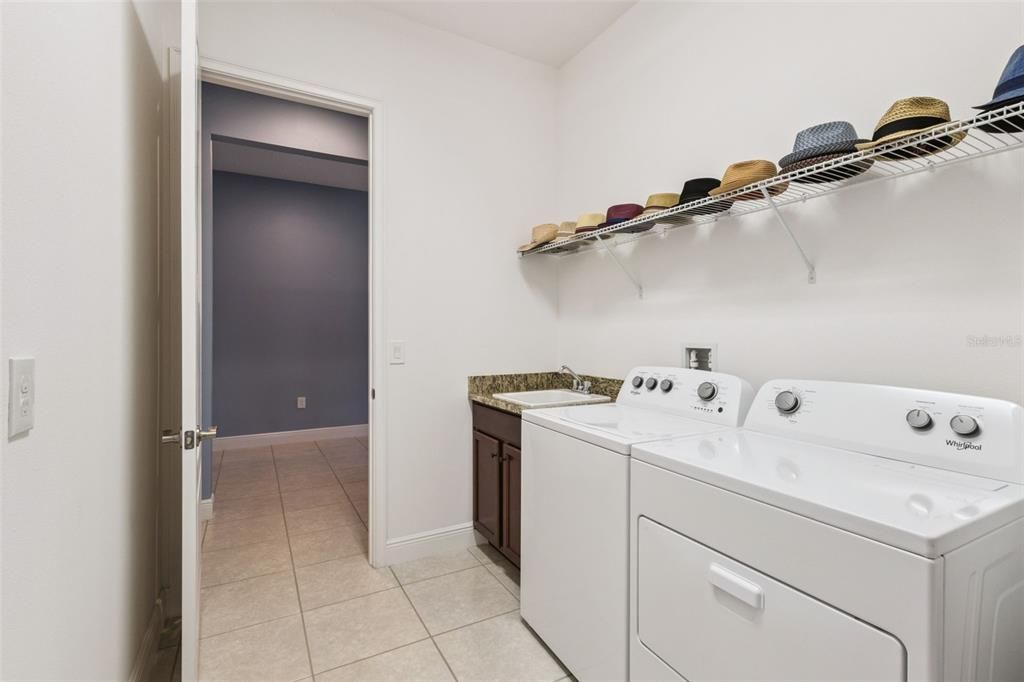 For Sale: $412,500 (3 beds, 2 baths, 1863 Square Feet)