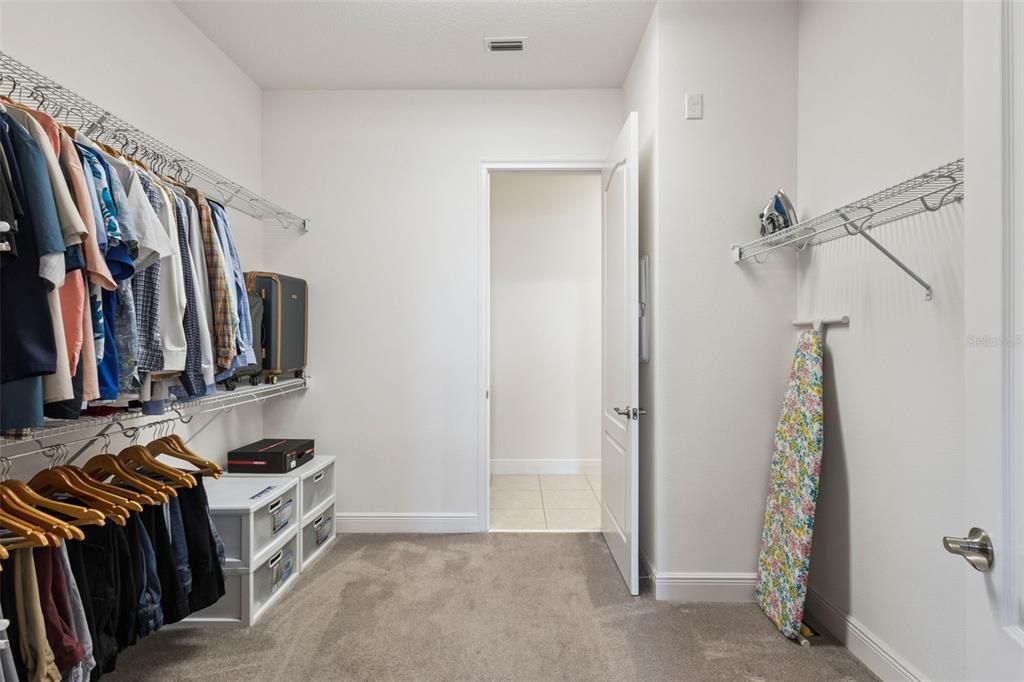 For Sale: $412,500 (3 beds, 2 baths, 1863 Square Feet)