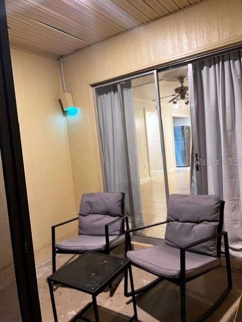 На продажу: $99,000 (1 спален, 1 ванн, 625 Квадратных фут)