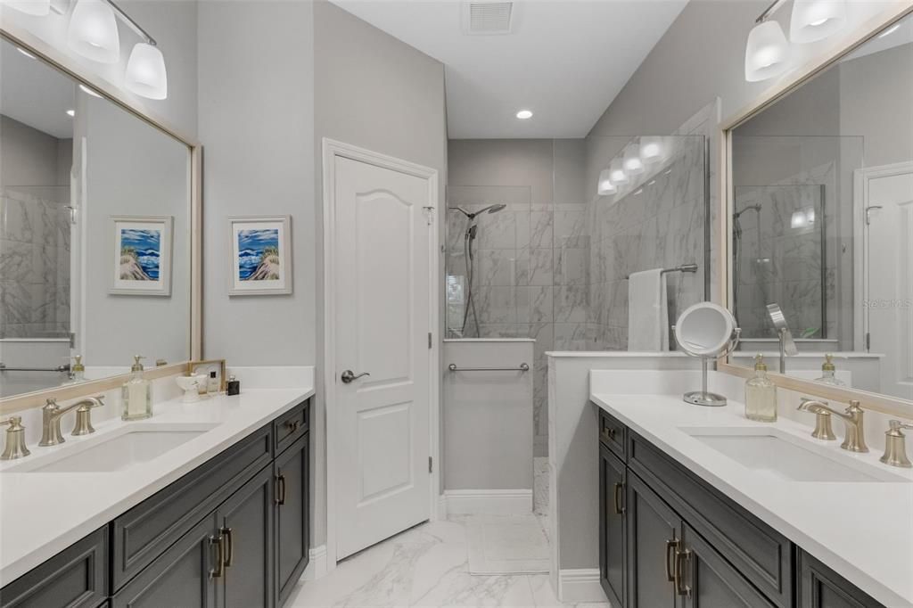 For Sale: $379,900 (2 beds, 2 baths, 1525 Square Feet)