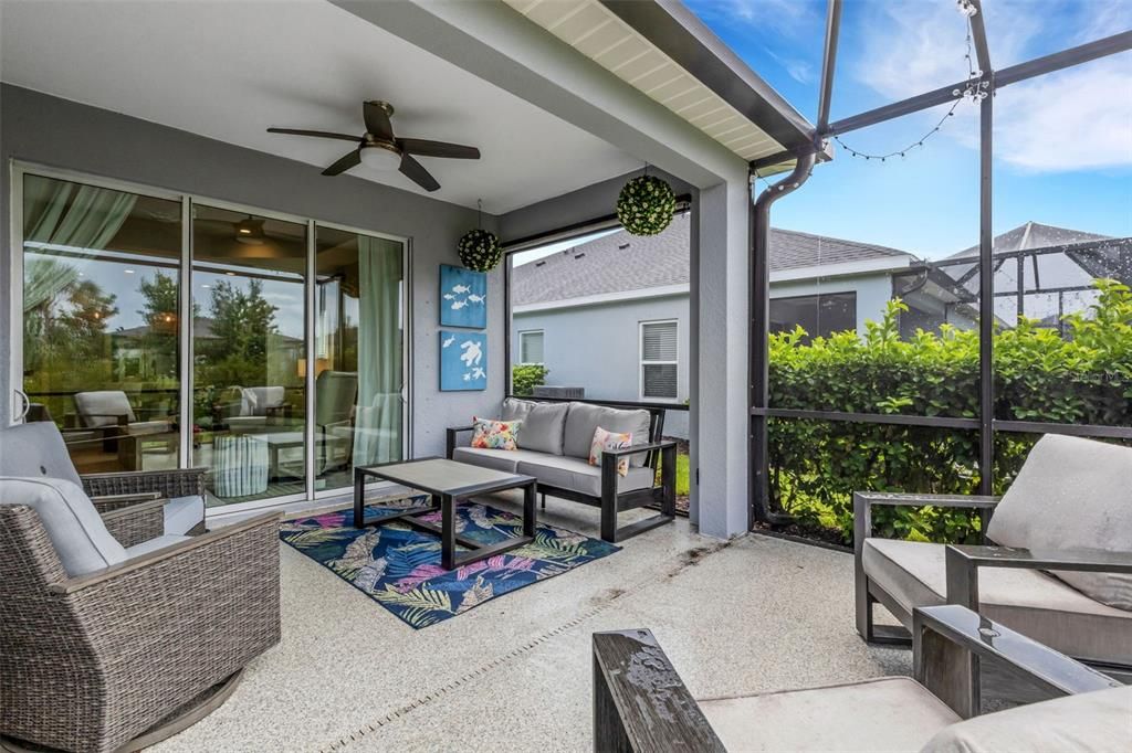 For Sale: $379,900 (2 beds, 2 baths, 1525 Square Feet)