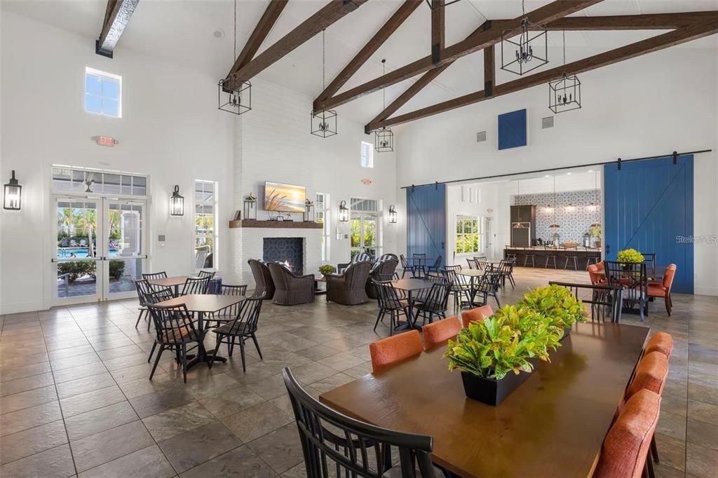 For Sale: $379,900 (2 beds, 2 baths, 1525 Square Feet)