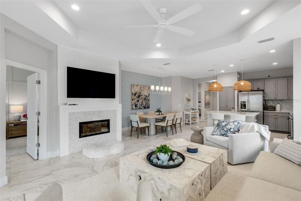 For Sale: $379,900 (2 beds, 2 baths, 1525 Square Feet)