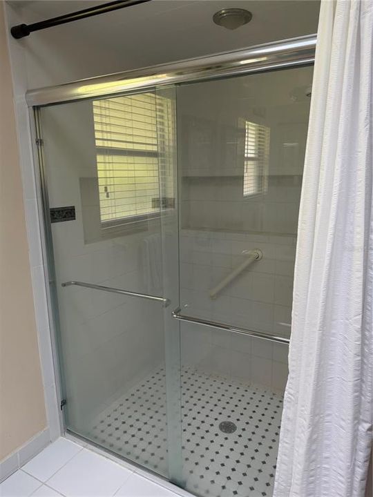 En Venta: $860,000 (3 camas, 2 baños, 2777 Pies cuadrados)