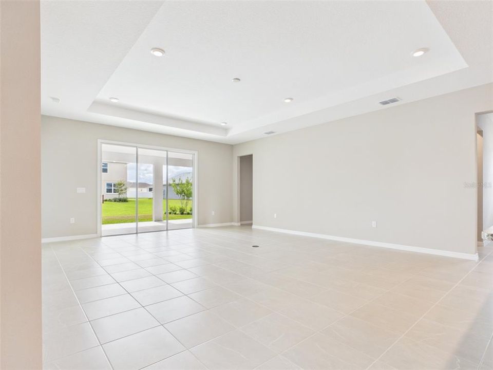 For Rent: $3,200 (4 beds, 3 baths, 2671 Square Feet)