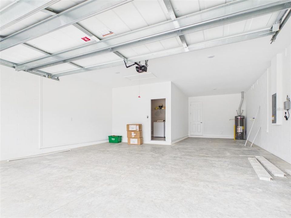 For Rent: $3,200 (4 beds, 3 baths, 2671 Square Feet)