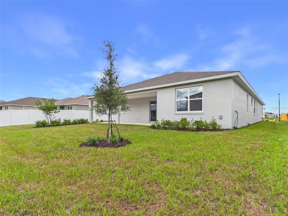 For Rent: $3,200 (4 beds, 3 baths, 2671 Square Feet)