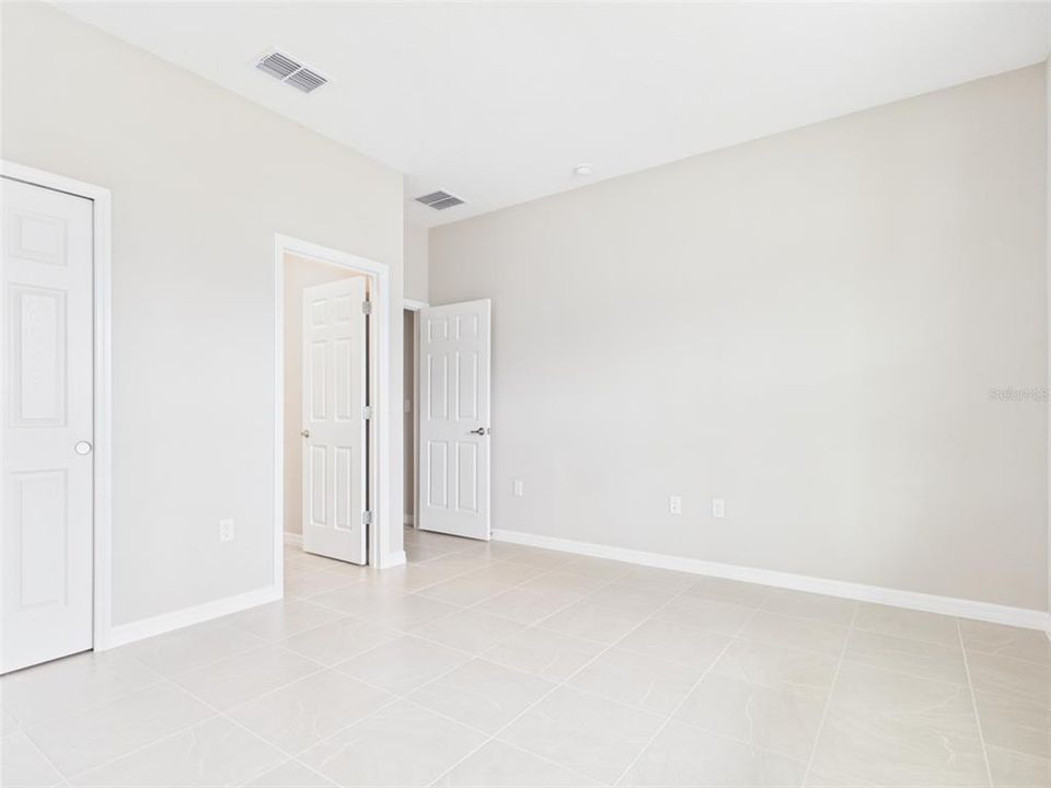 For Rent: $3,200 (4 beds, 3 baths, 2671 Square Feet)